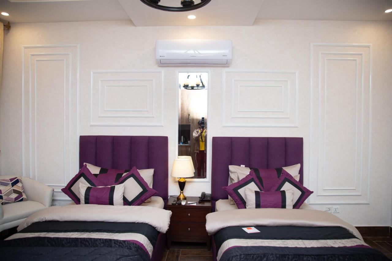 Belmorris Hotels & Resorts Multan Bagian luar foto
