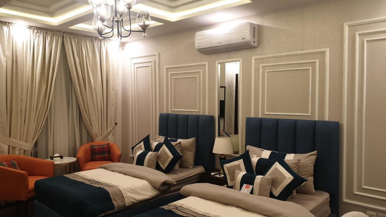 Belmorris Hotels & Resorts Multan Bagian luar foto