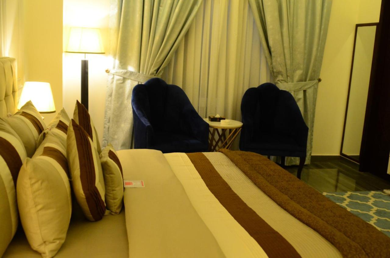 Belmorris Hotels & Resorts Multan Bagian luar foto