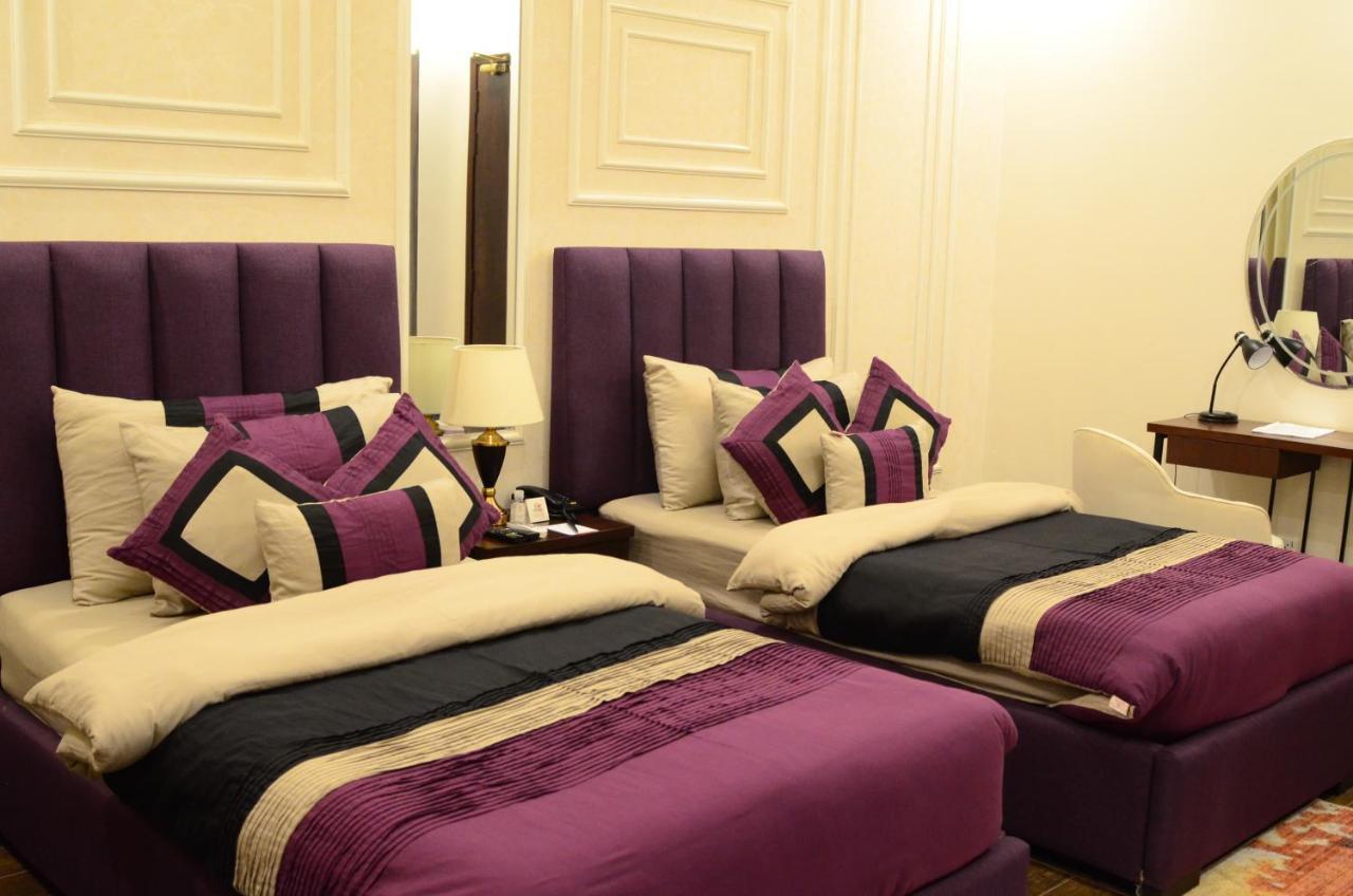 Belmorris Hotels & Resorts Multan Bagian luar foto