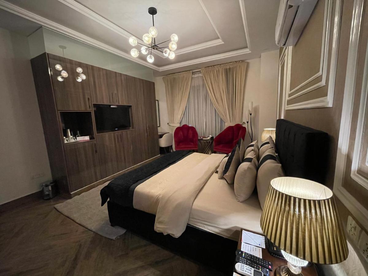 Belmorris Hotels & Resorts Multan Bagian luar foto