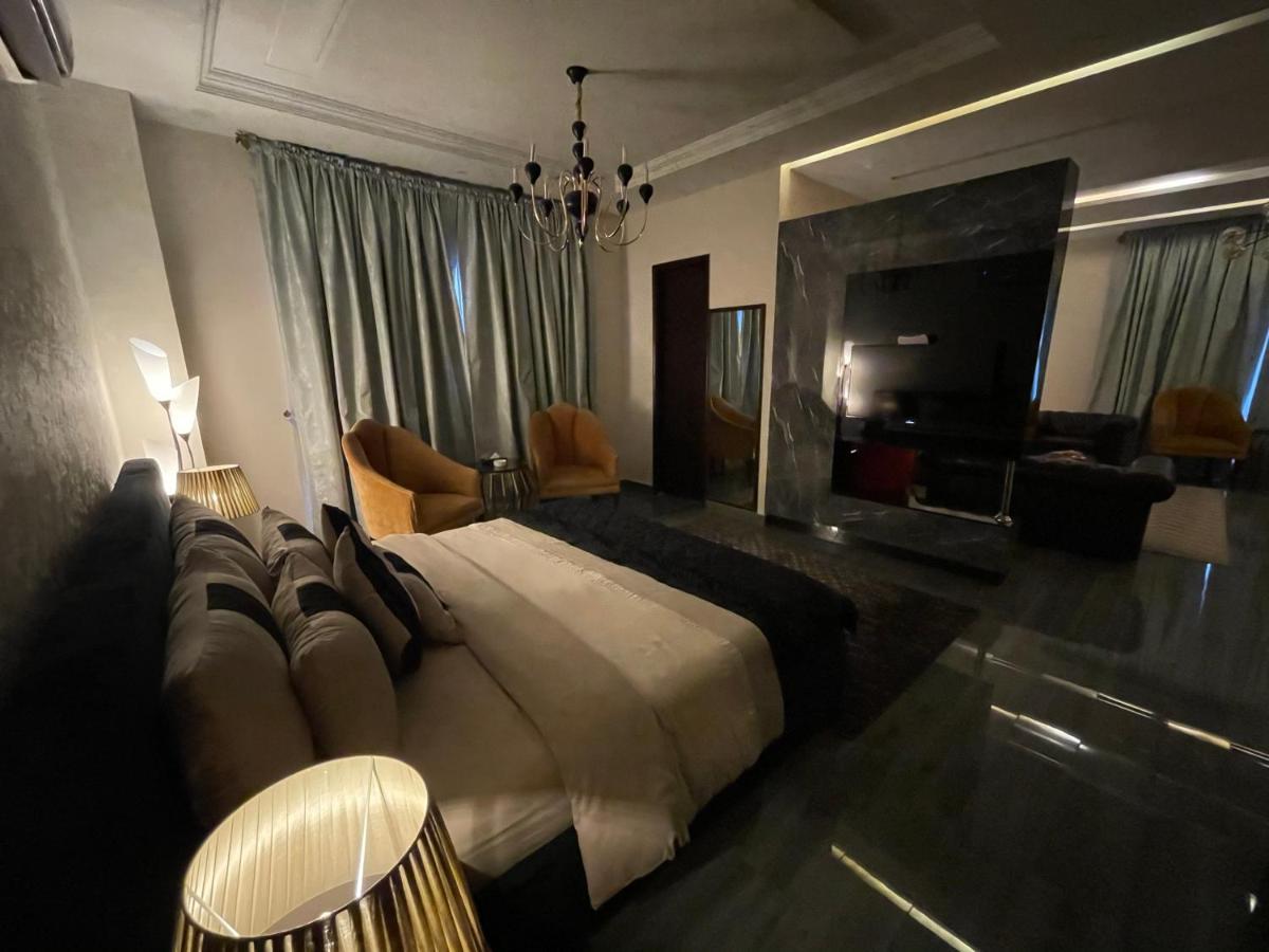 Belmorris Hotels & Resorts Multan Bagian luar foto